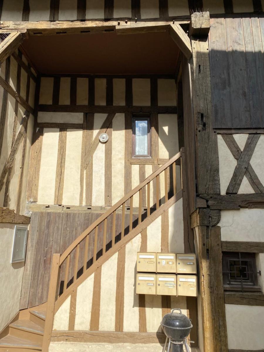 Au joli Barséquanais - Housity