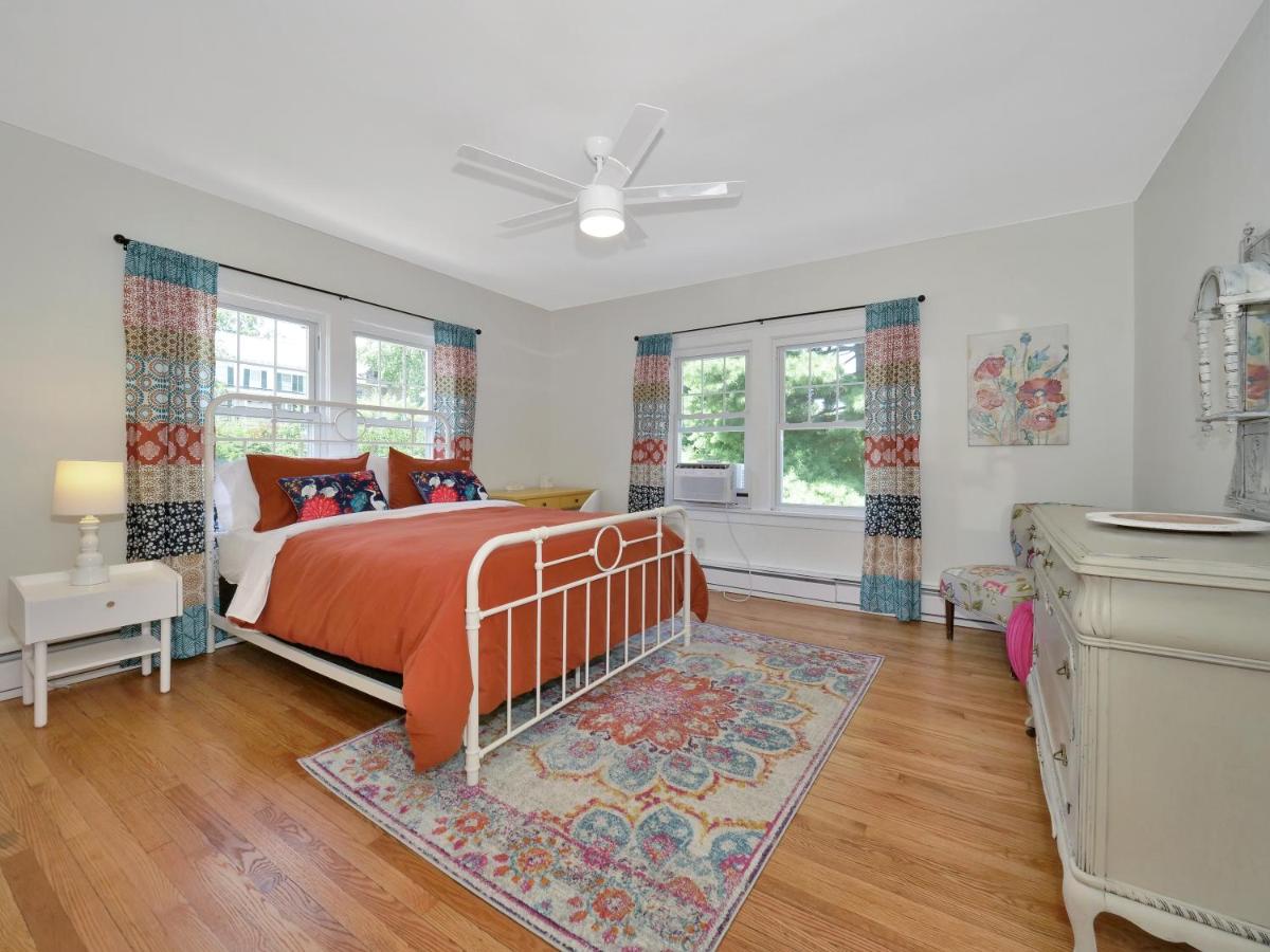 Deck View of Hudson River & Mt Beacon / Boho Suite - Housity