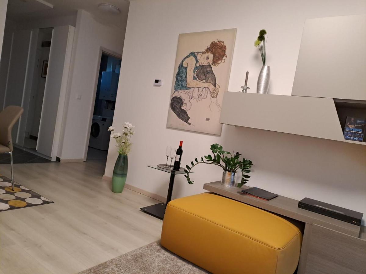 Suitetrails - DISZTINGVÁLT Apartman