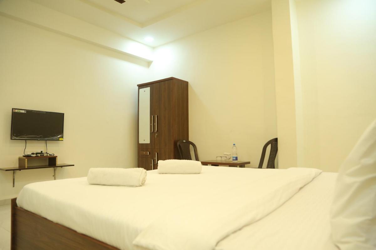 Hotel New Rudraksha - Housity