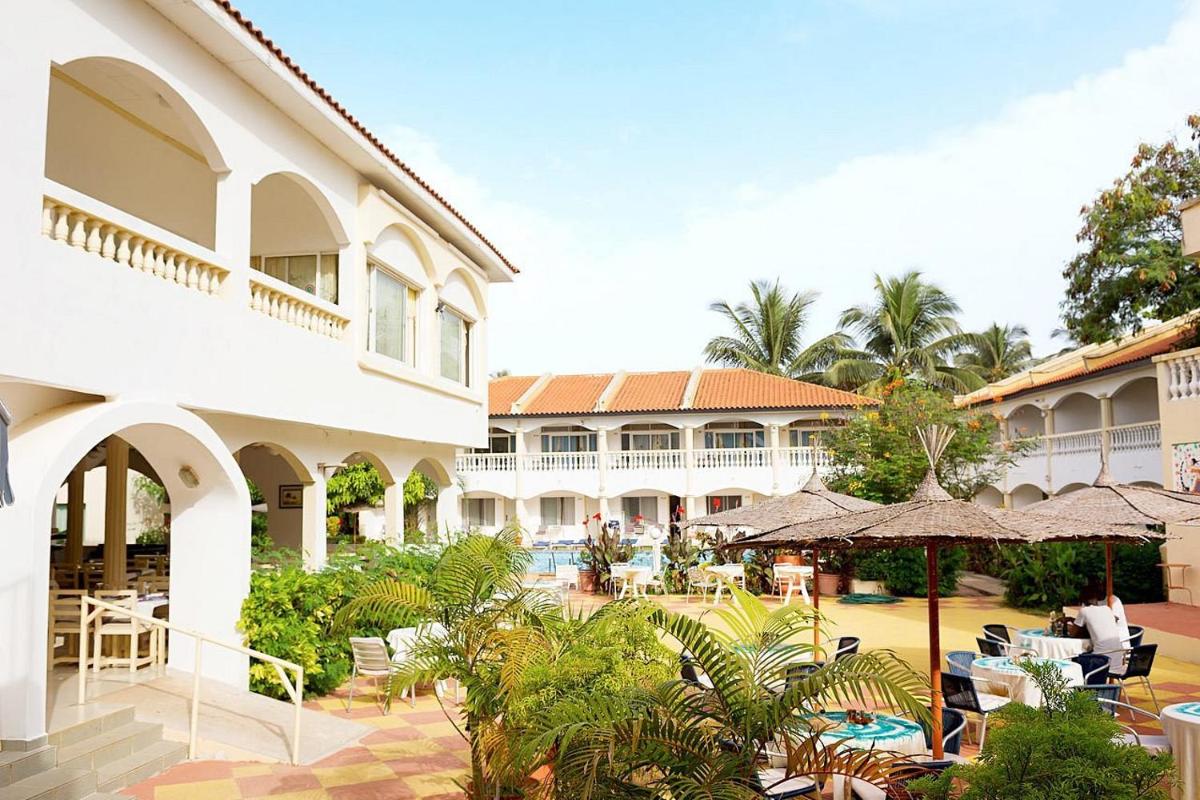 Cape Point Hotel - Housity