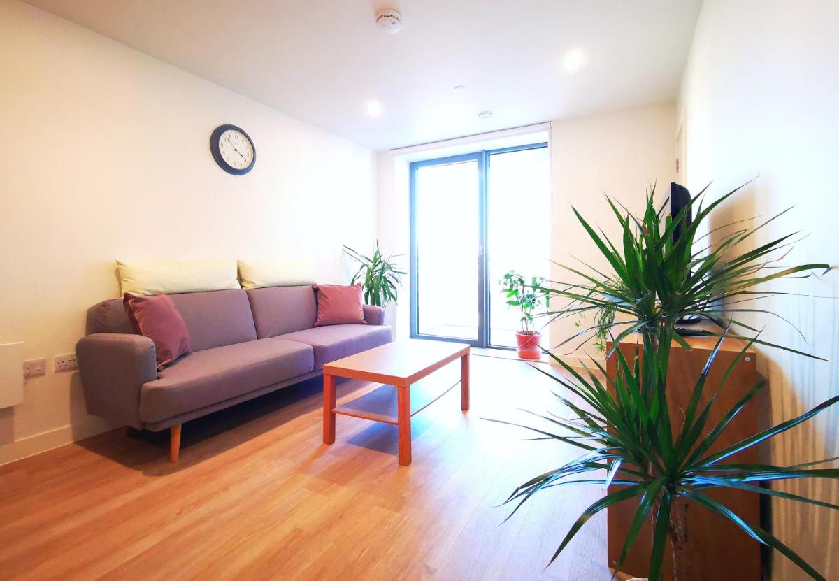 Manchester City Centre Apartment 3 Minutes to Deansgate, Arndale, Victoria Station - Housity