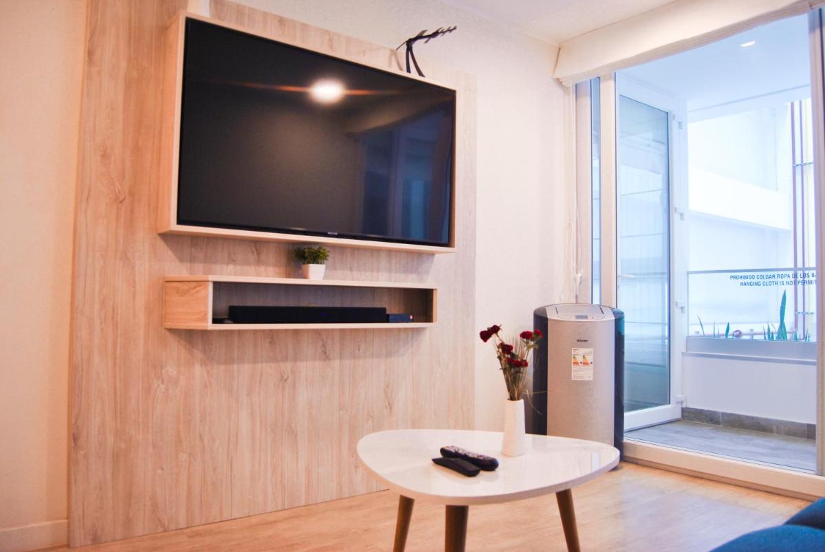 KYRA APARTMENTS - Central Miraflores - Stylish 2BR for 04 guests - Housity