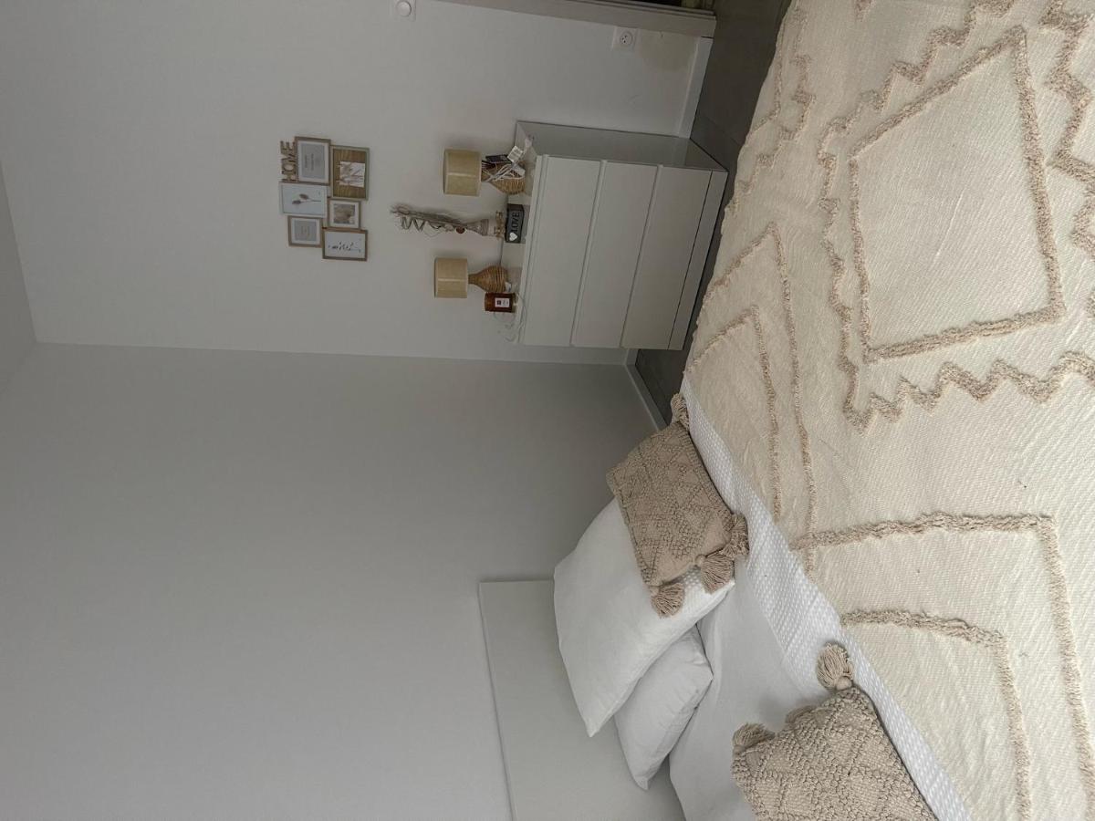 Appartement COSY et MODERNE confort et spacieux Netflix et Wifi gratuit - Housity