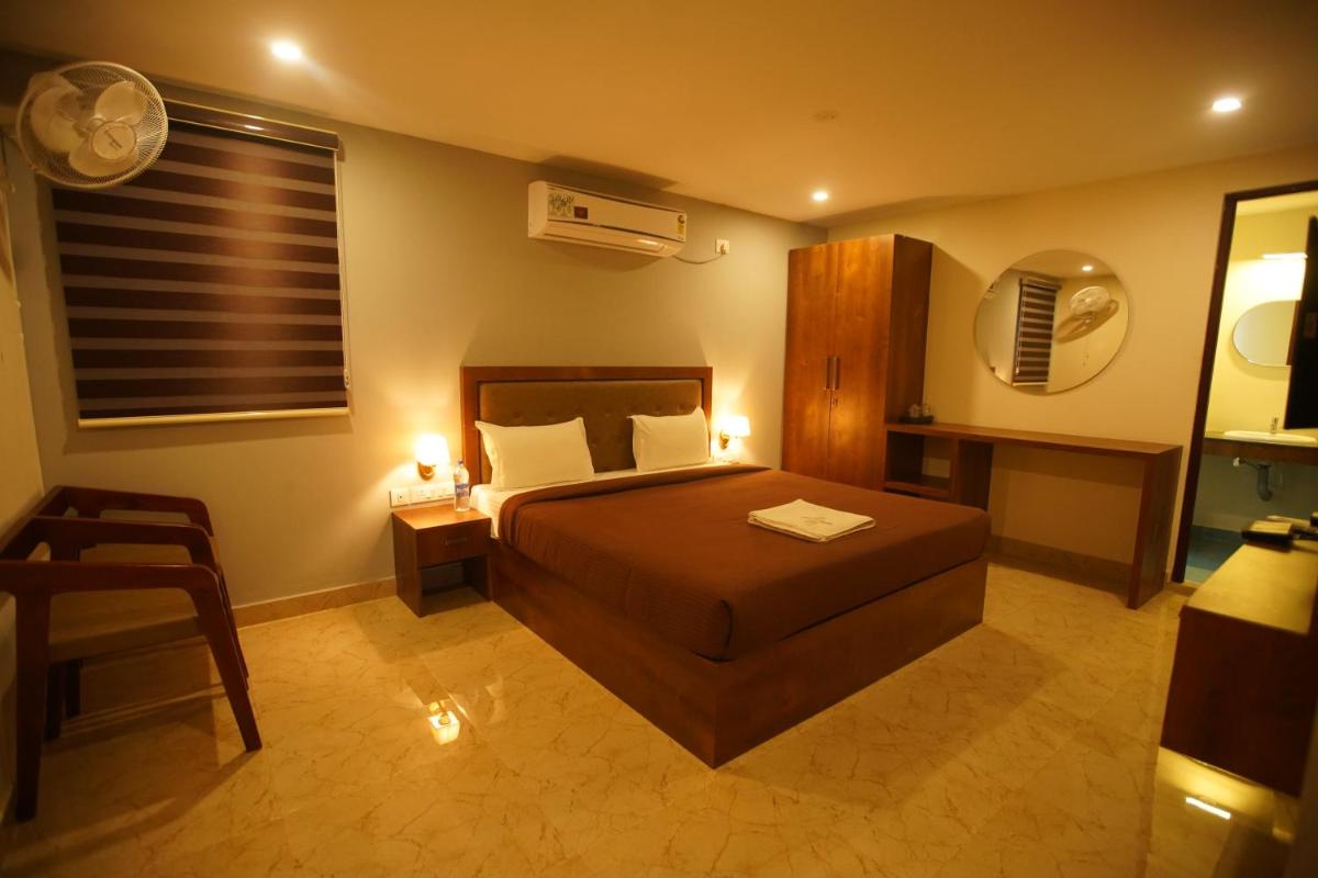 Hotel PSY - Housity