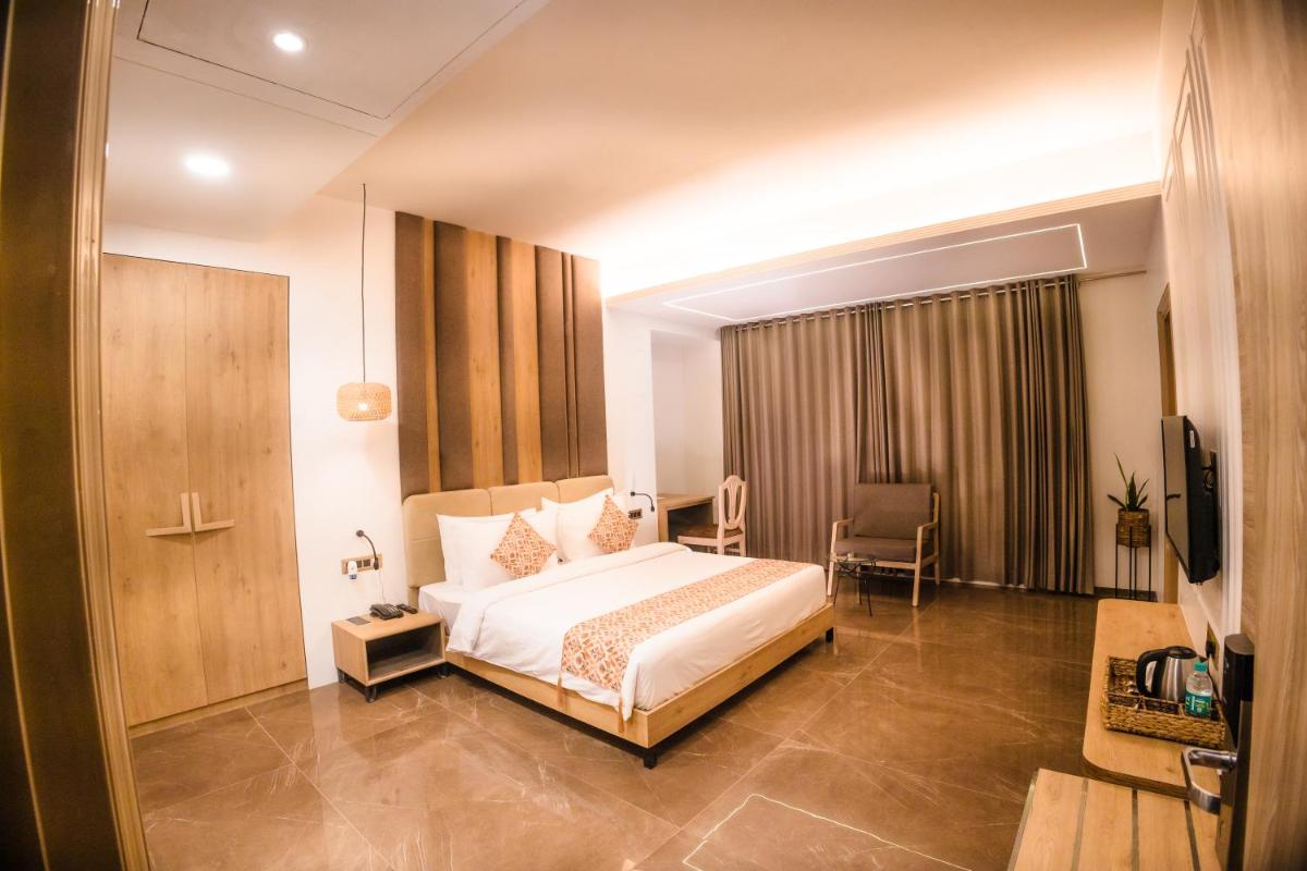 Hotel Mirana , Tinsukia - Housity