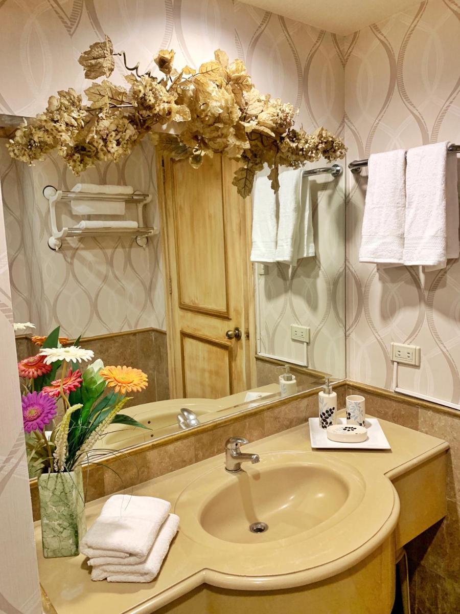 Marina Residential Suites - RARE UNITS - Housity