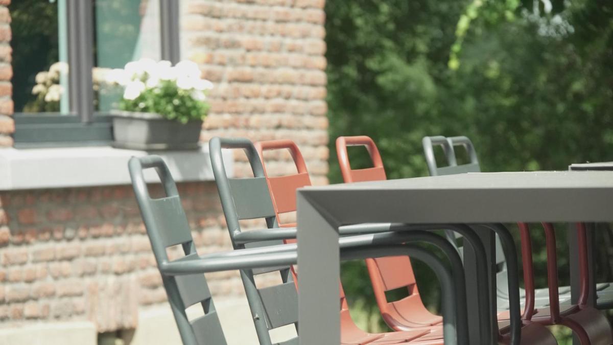 Gîte 'Il y a' 11 à 13 pers #Nature #Familles #Calme #Pas d'abus d'alcool - Housity