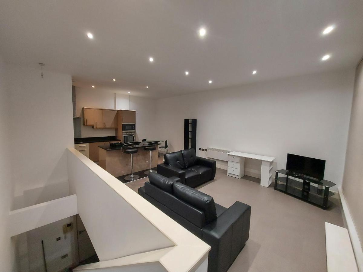 Feel At Home, Nottingham City Centre, Opposite Crowne Plaza - Housity