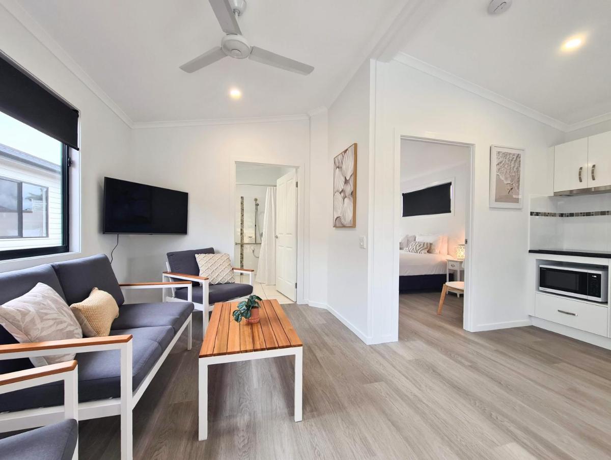 Club Byron Accommodation - Housity