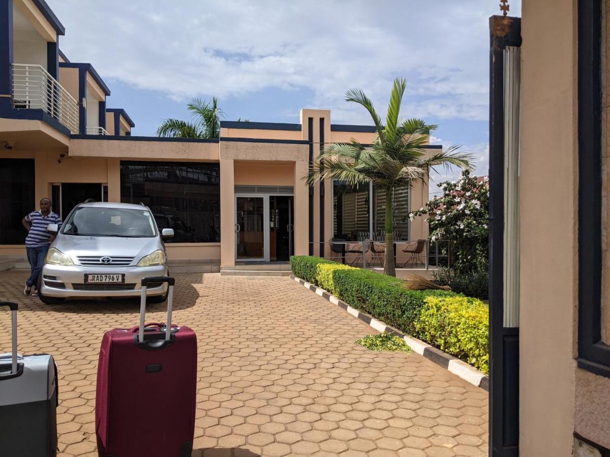 Ikaze B&B - Housity