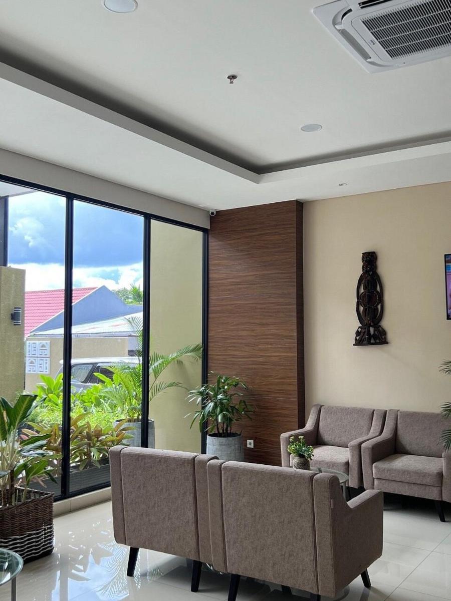 Grand Papua Hotel Sentani - Housity