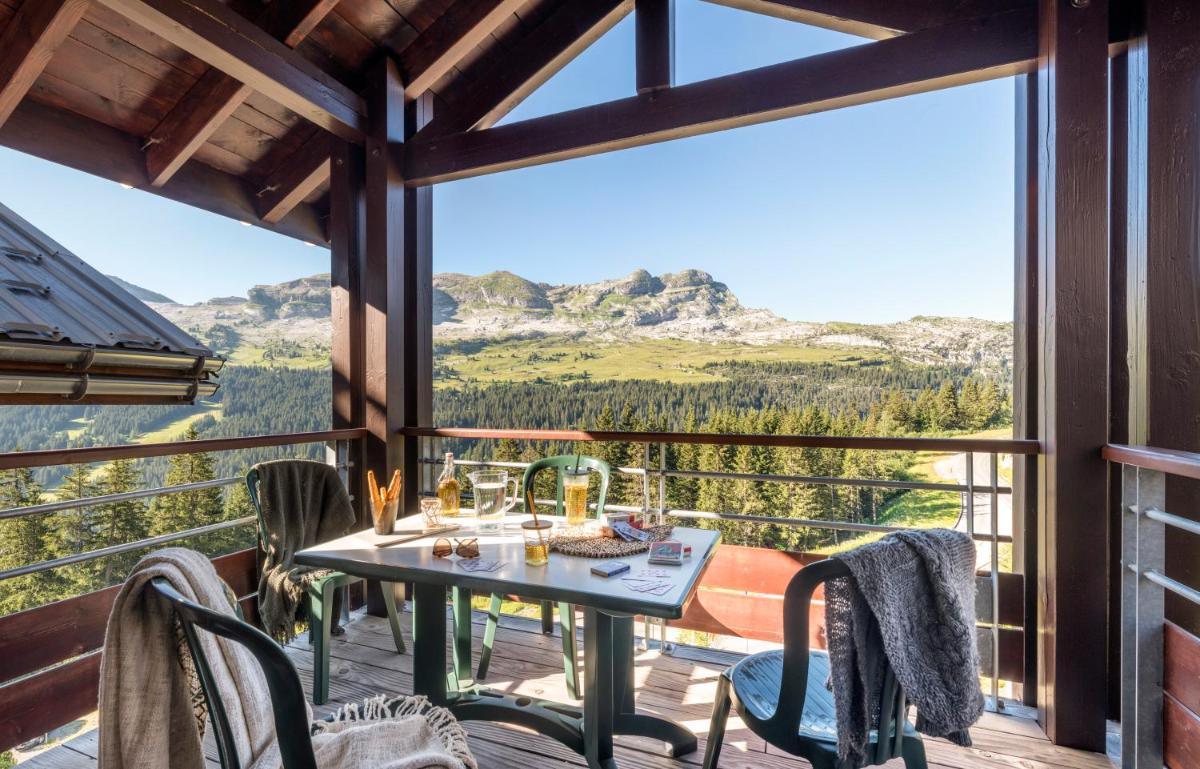 Vue générale sur la montagne ou vue sur la montagne depuis l'appart'hôtel