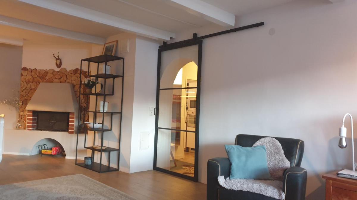 Pension Edelweiss, apartment Amsterdam 4-6 pers - Housity