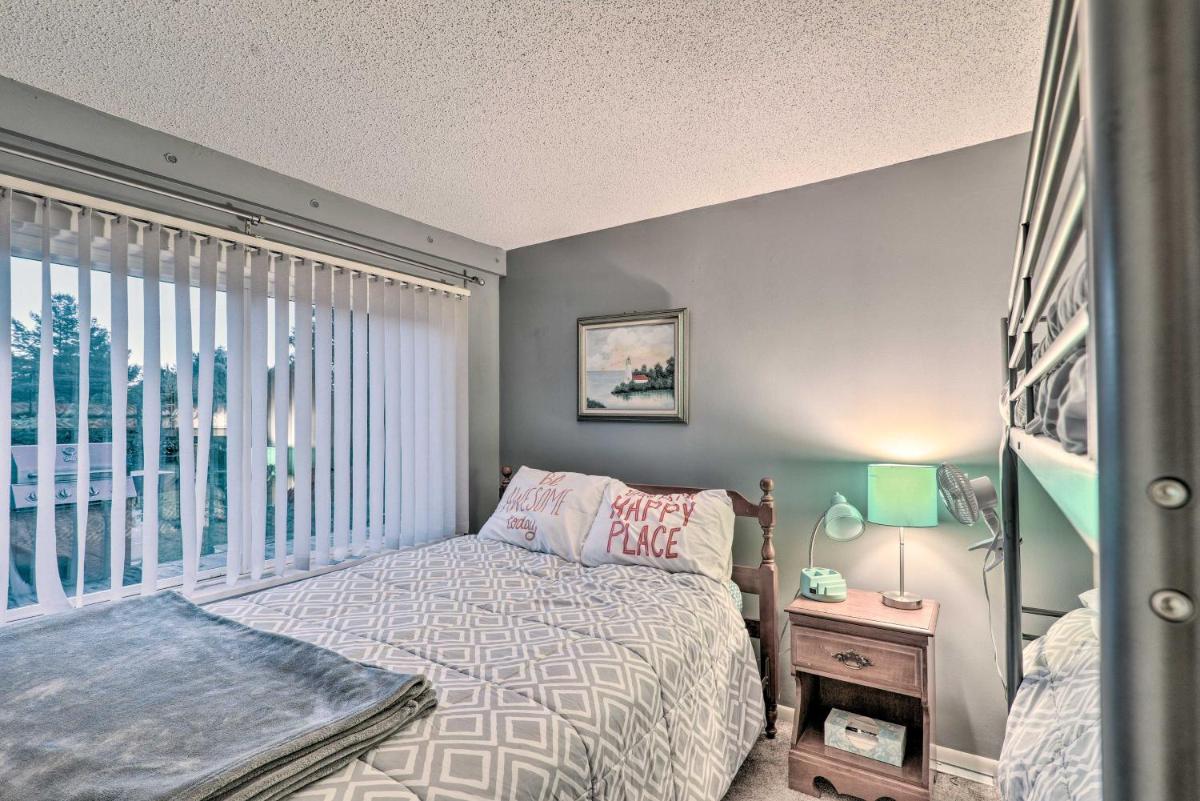 East Tawas Cabin with Lake Huron Access and Views - Housity