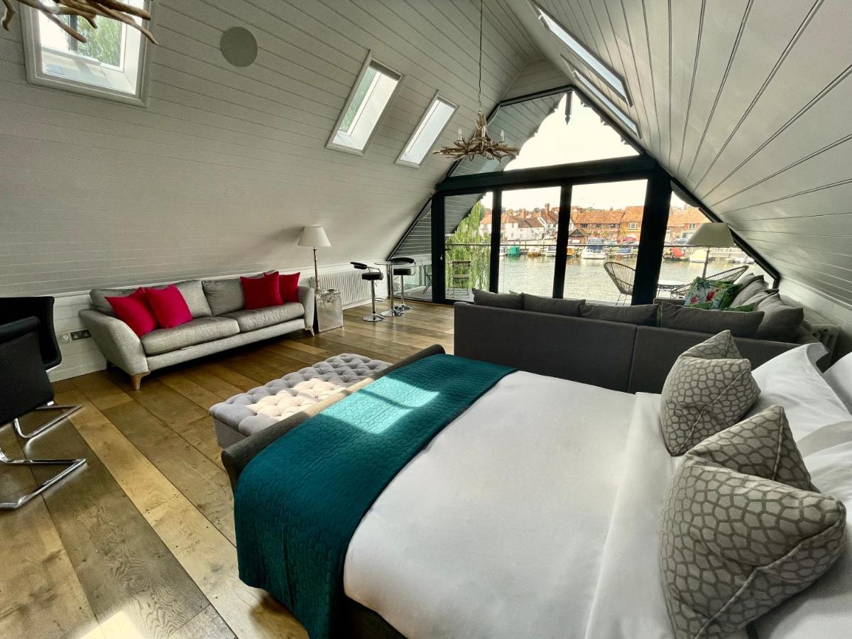 Luxury Boathouse Apartment - central Henley-on-Thames - Housity
