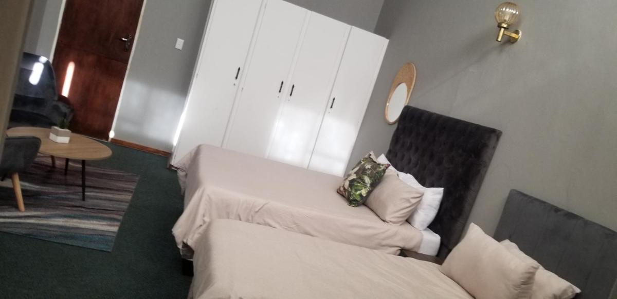 WILLOW GUEST HOUSE - Housity