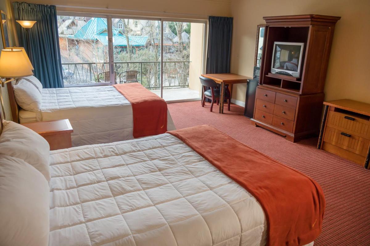 River Terrace Resort & Convention Center - Housity