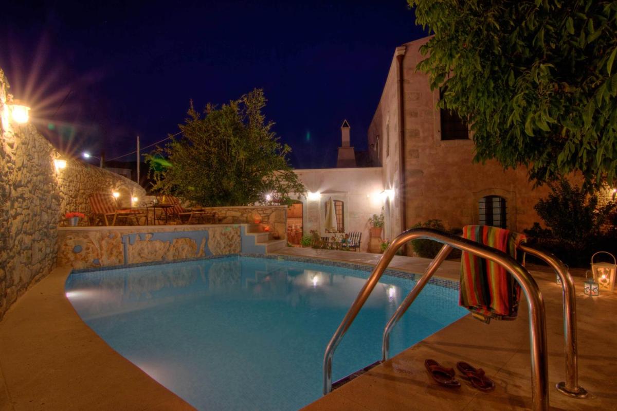 Eleni's Stately Home, picturesque location, By ThinkVilla - Housity