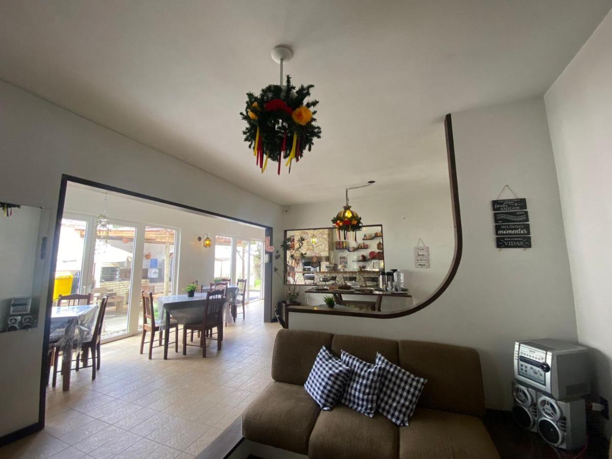 Pousada E Hostel Econômica Canto do Rio - Housity