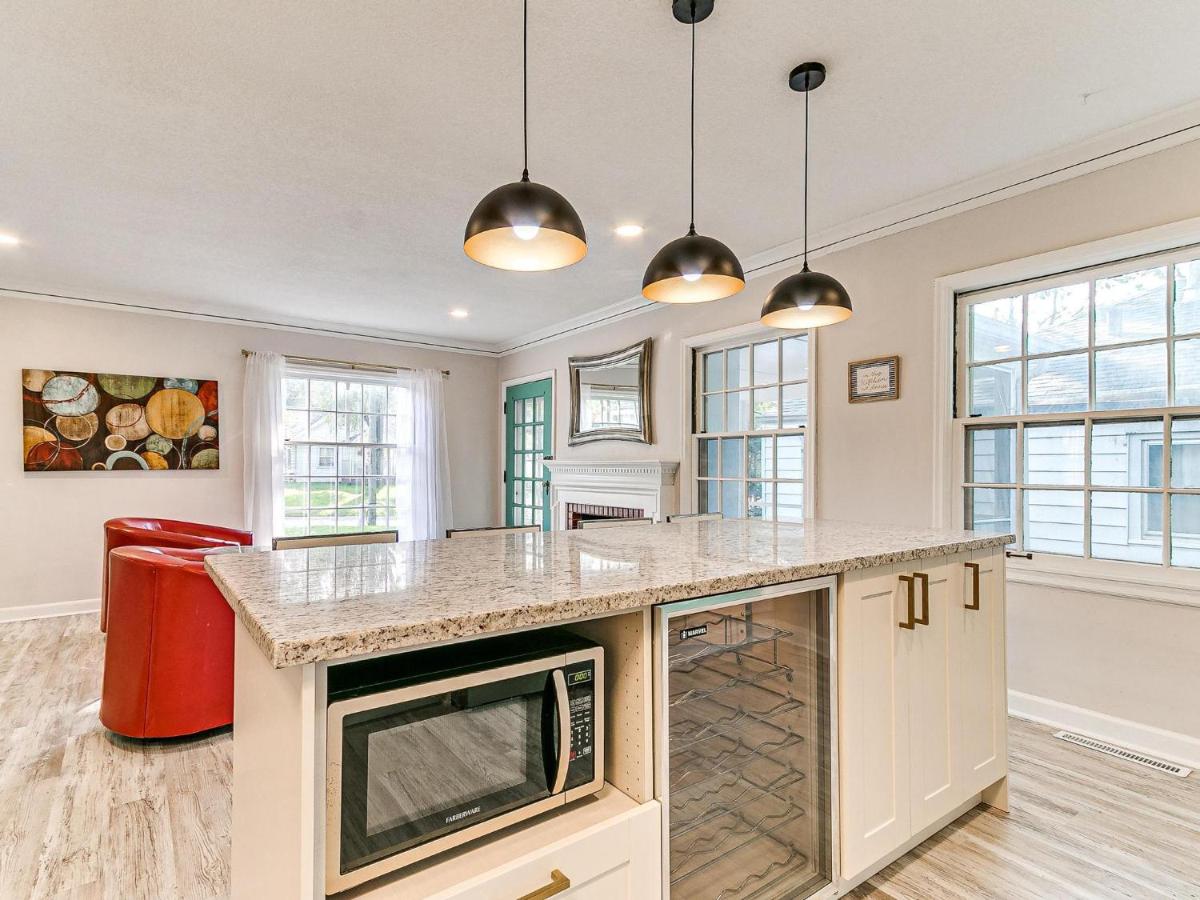 The Waterbury White House - Housity