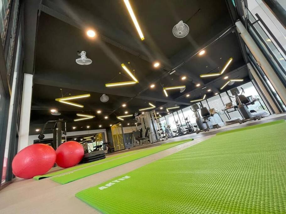 Suitetrails - ABC Homestay (The COVE Hillside Residence 酷峰楼)