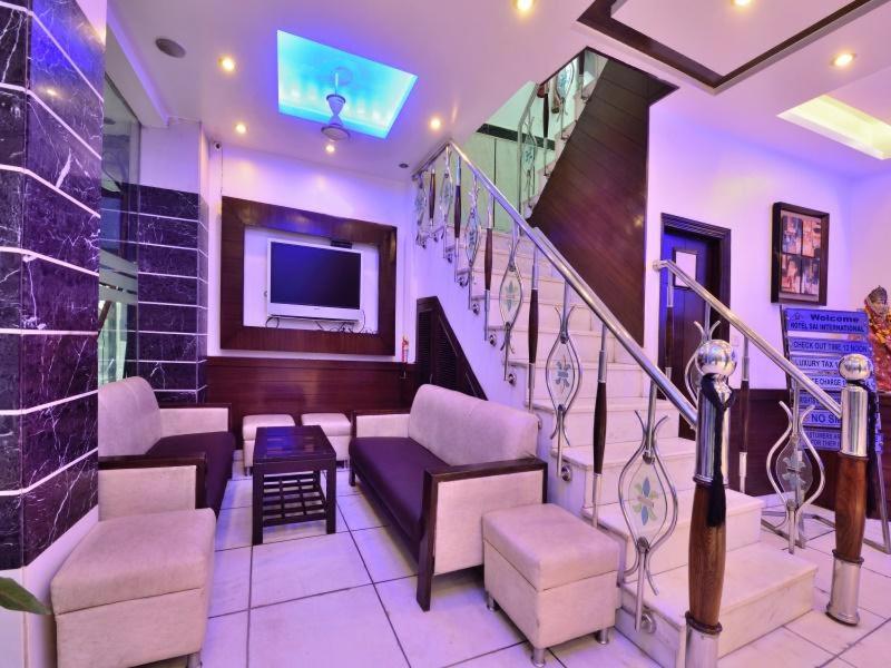 Hotel Sai International - Housity