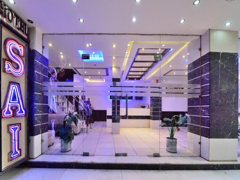Hotel Sai International - Housity
