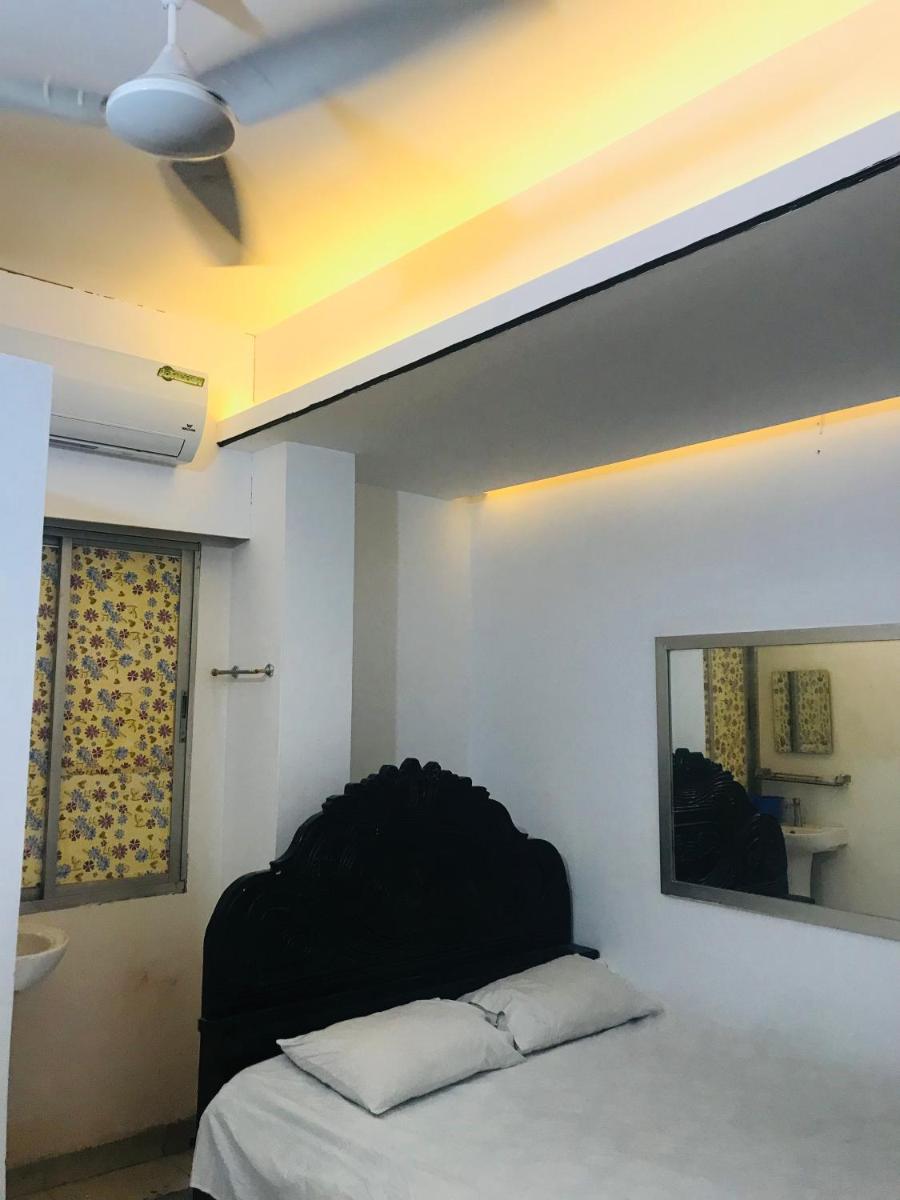 Paradise Palace - Housity