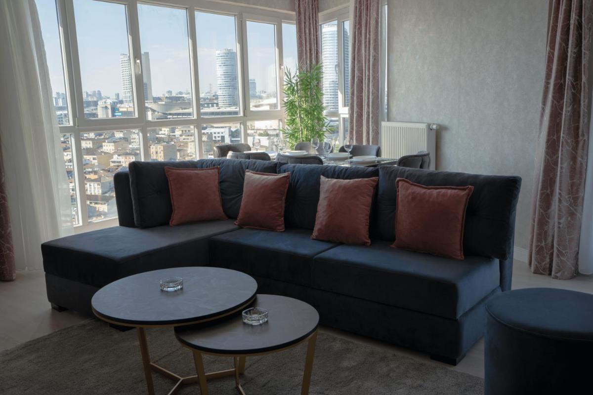 Stylish 2-bedroom Apartment near Mall of Istanbul - Exp 215 - Housity