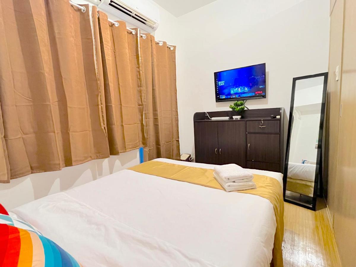 Lovely and Comfy 1 Bedroom Apartment WIFI in Grace Res, Taguig - Housity