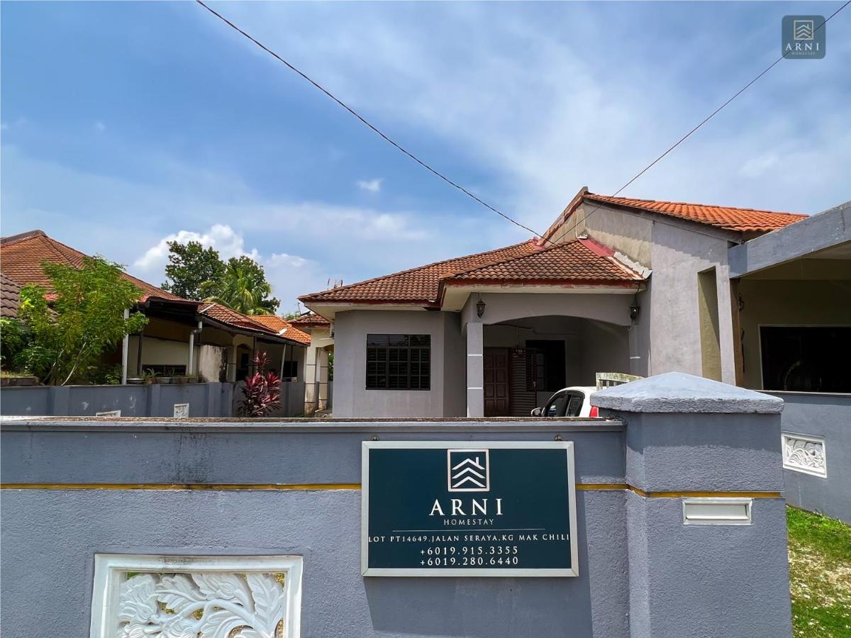 Arni Homestay - Mak Chili - Housity
