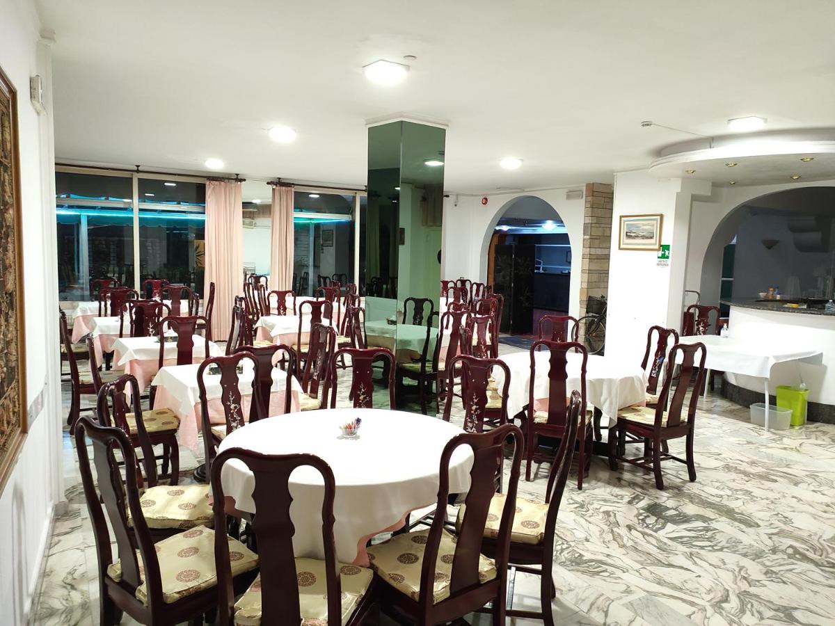 Hotel Sorriso - Housity