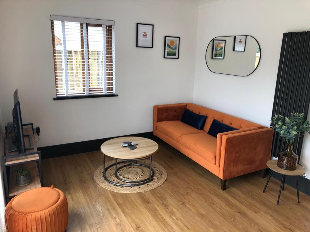 Little Oaks - Housity