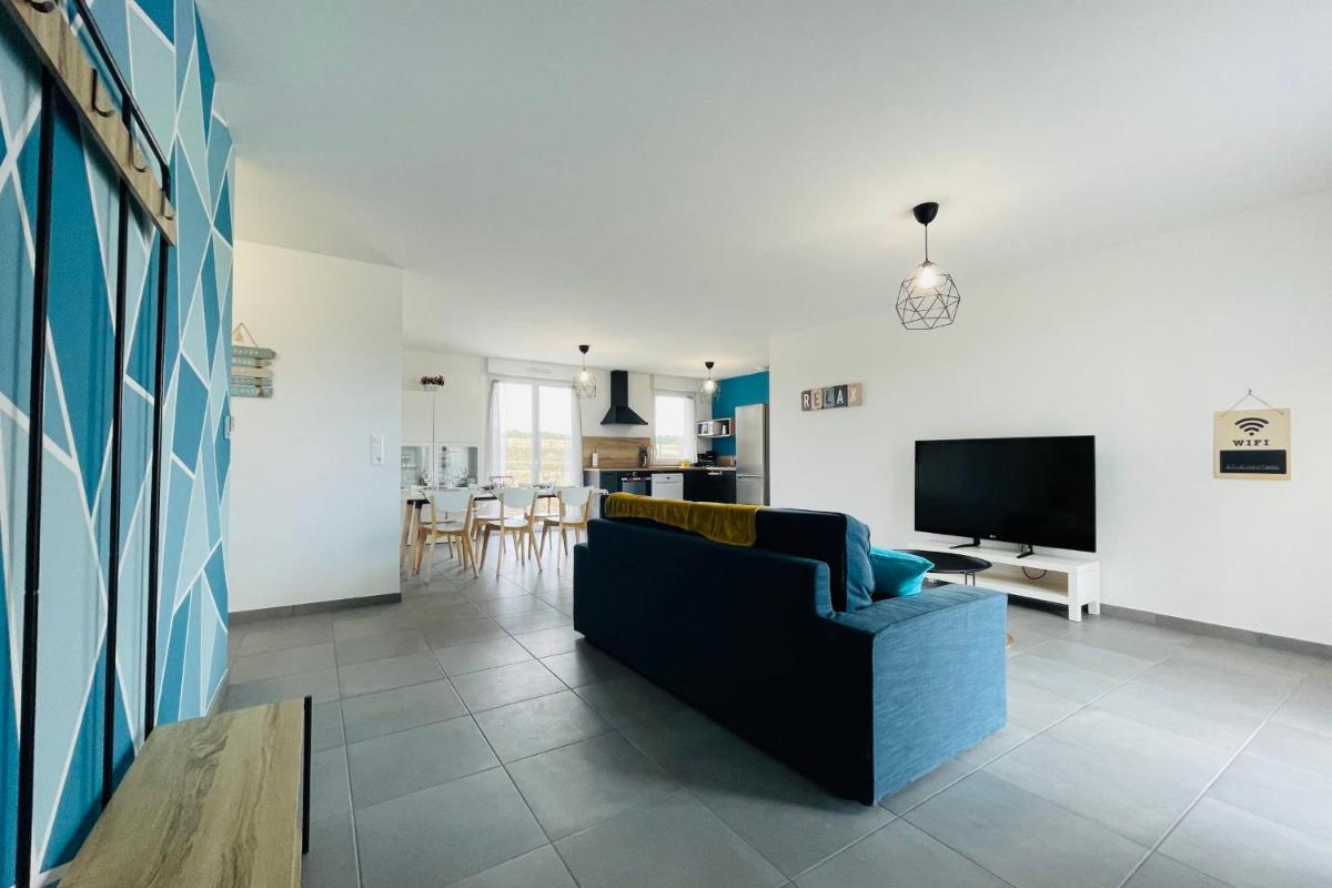 Spacious modern house near the Golf of Ardrée - Housity
