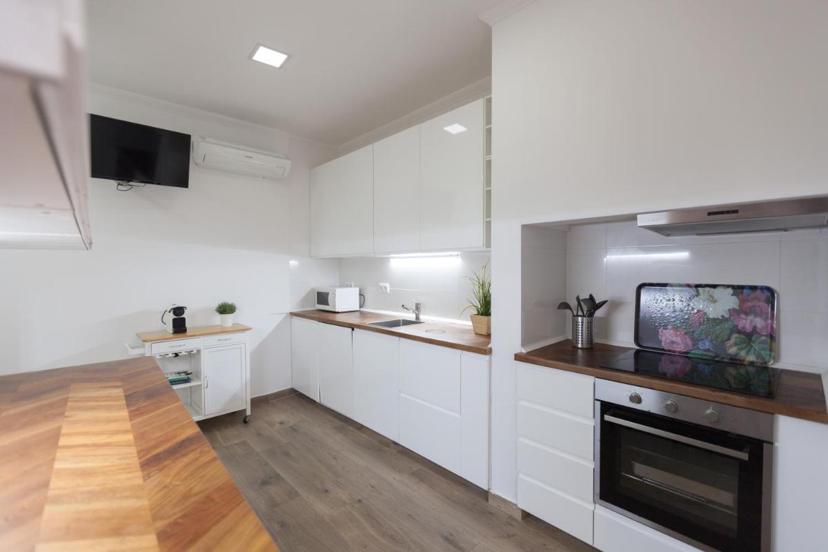 FLH Alameda Guest House - Housity