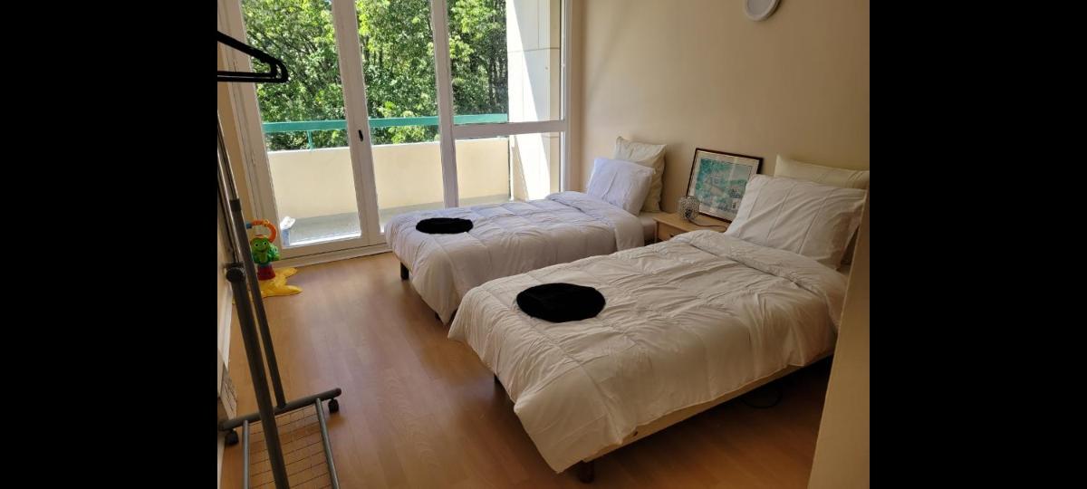 Appartement T3+balcon, près d'un centre commercial - Hizvo