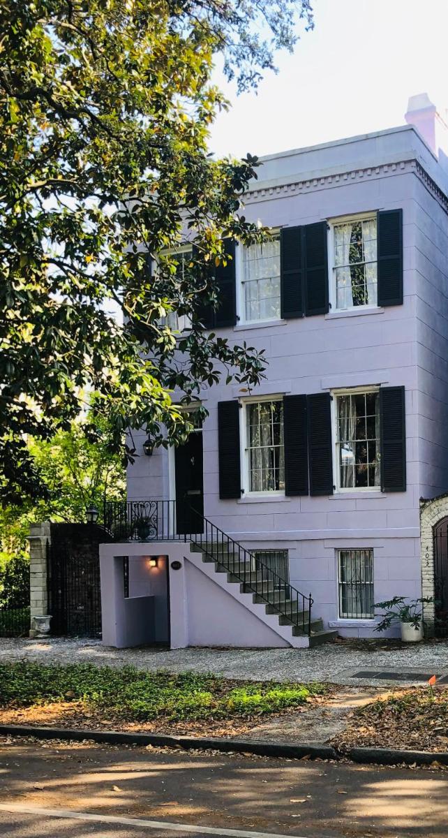 Savannah Sojourn - Time Travelers Retreat 1853 - Housity