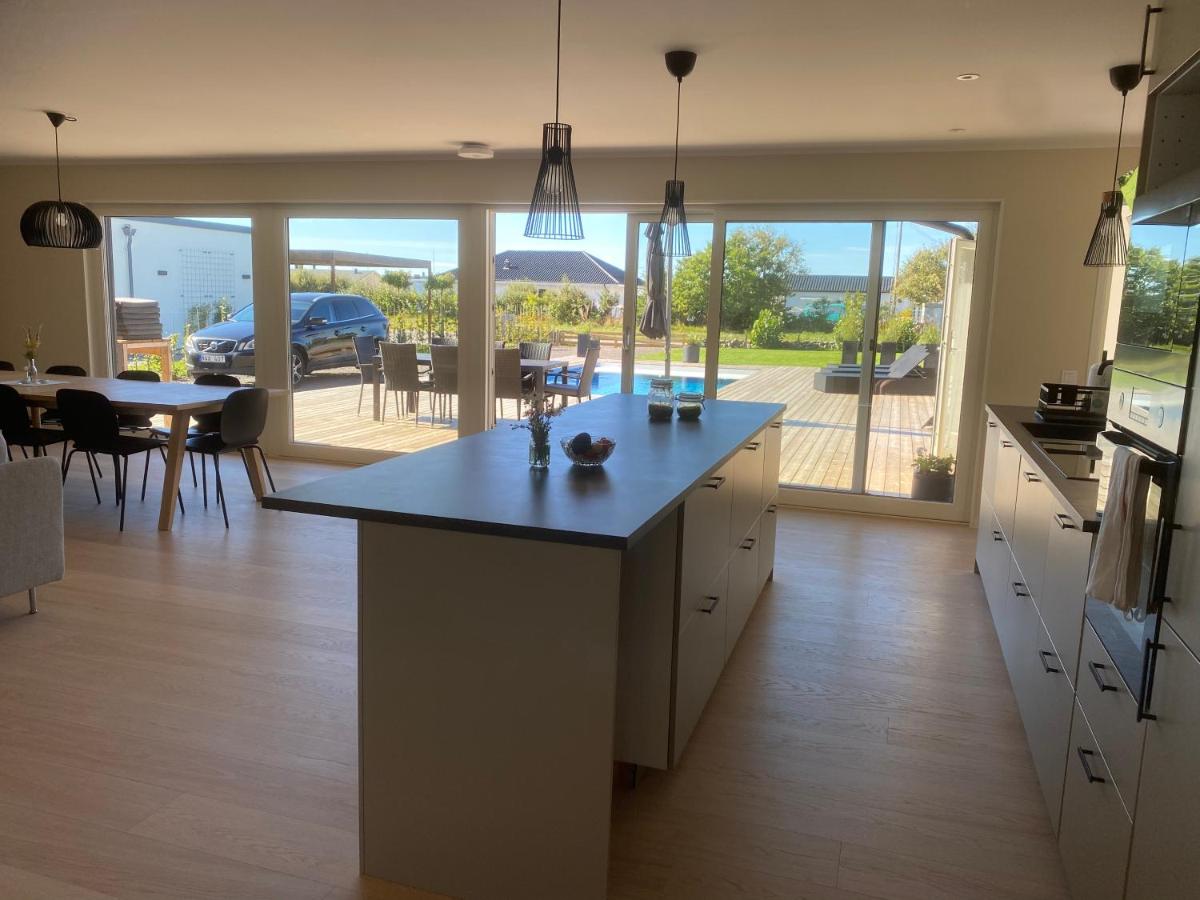 Hus nära havet i Olofsbo - Housity