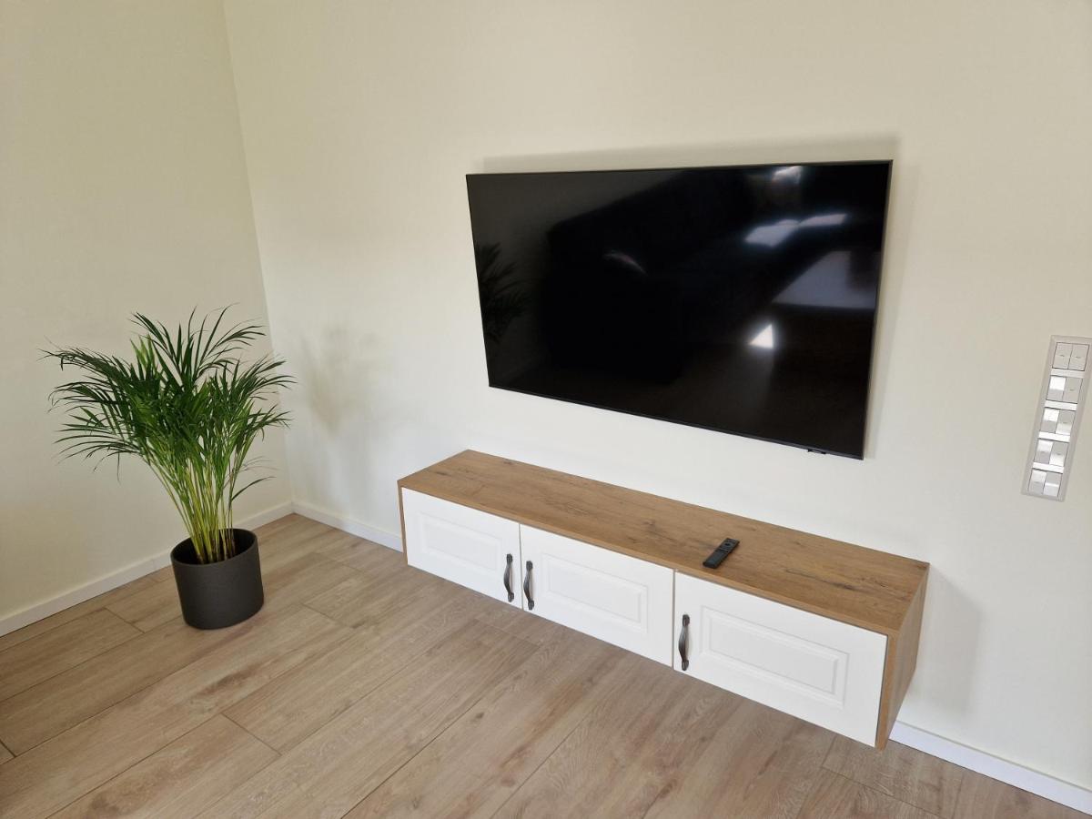 Suitetrails - Apartment nahe Meyer Werft in Ostfriesland mit Küche & Netflix