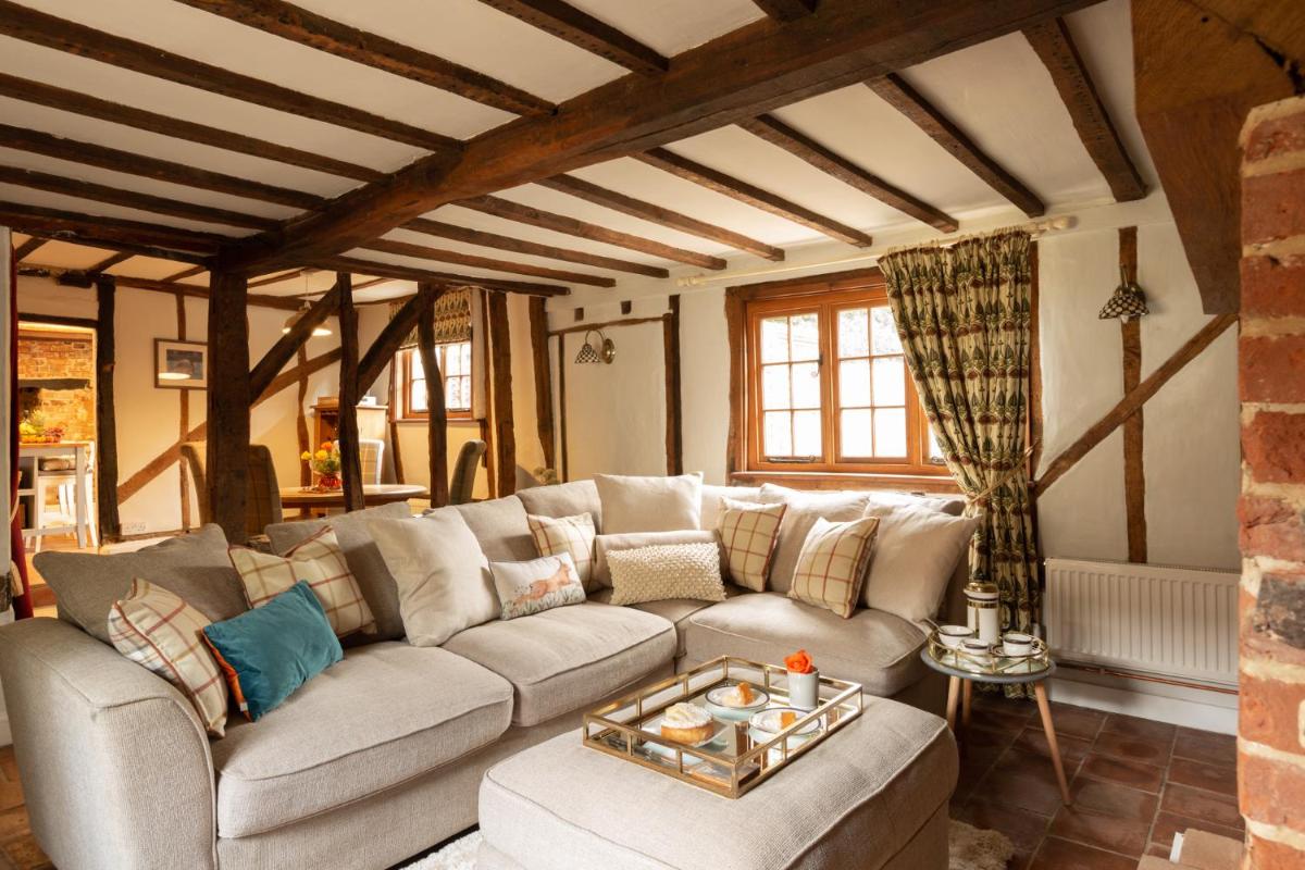 Vine Cottage - Housity