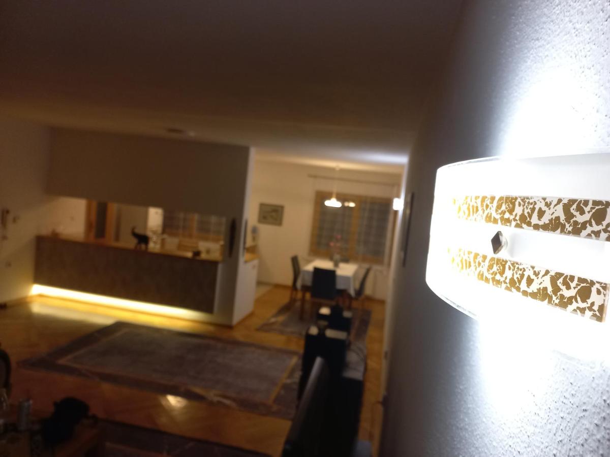 Sunrise Apartment - Housity