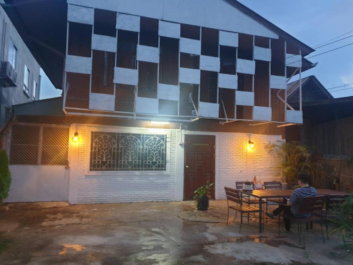 บ้านคุณย่า by comemoonloft - Housity