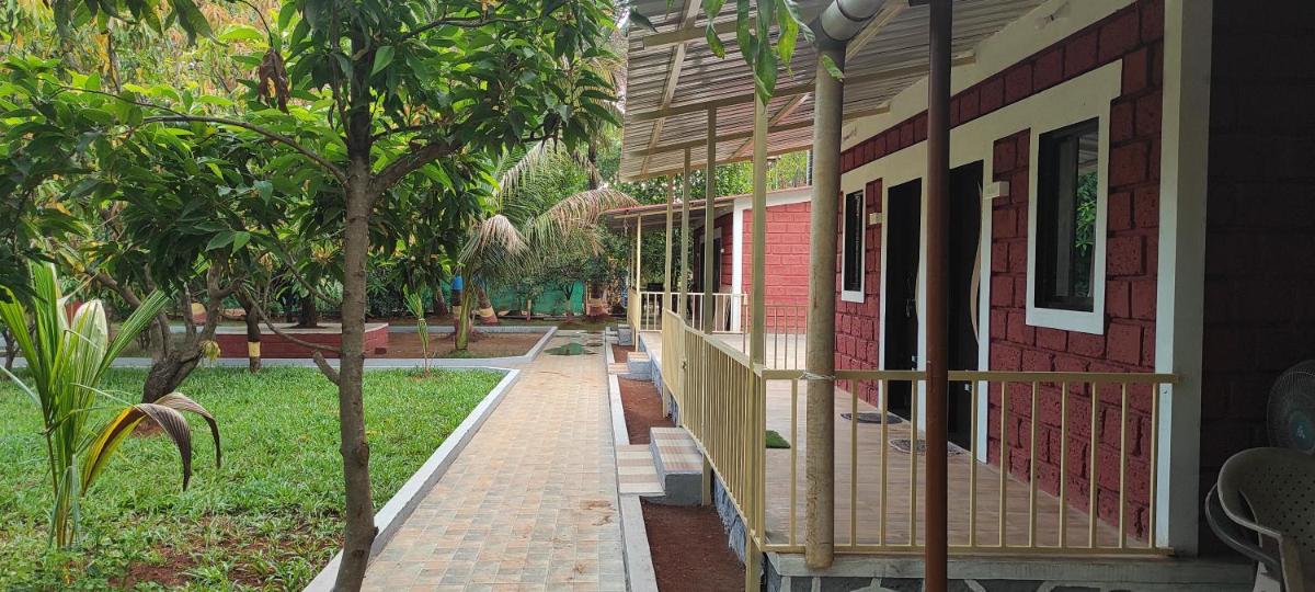 NS Brothers Farm & Resort - Housity