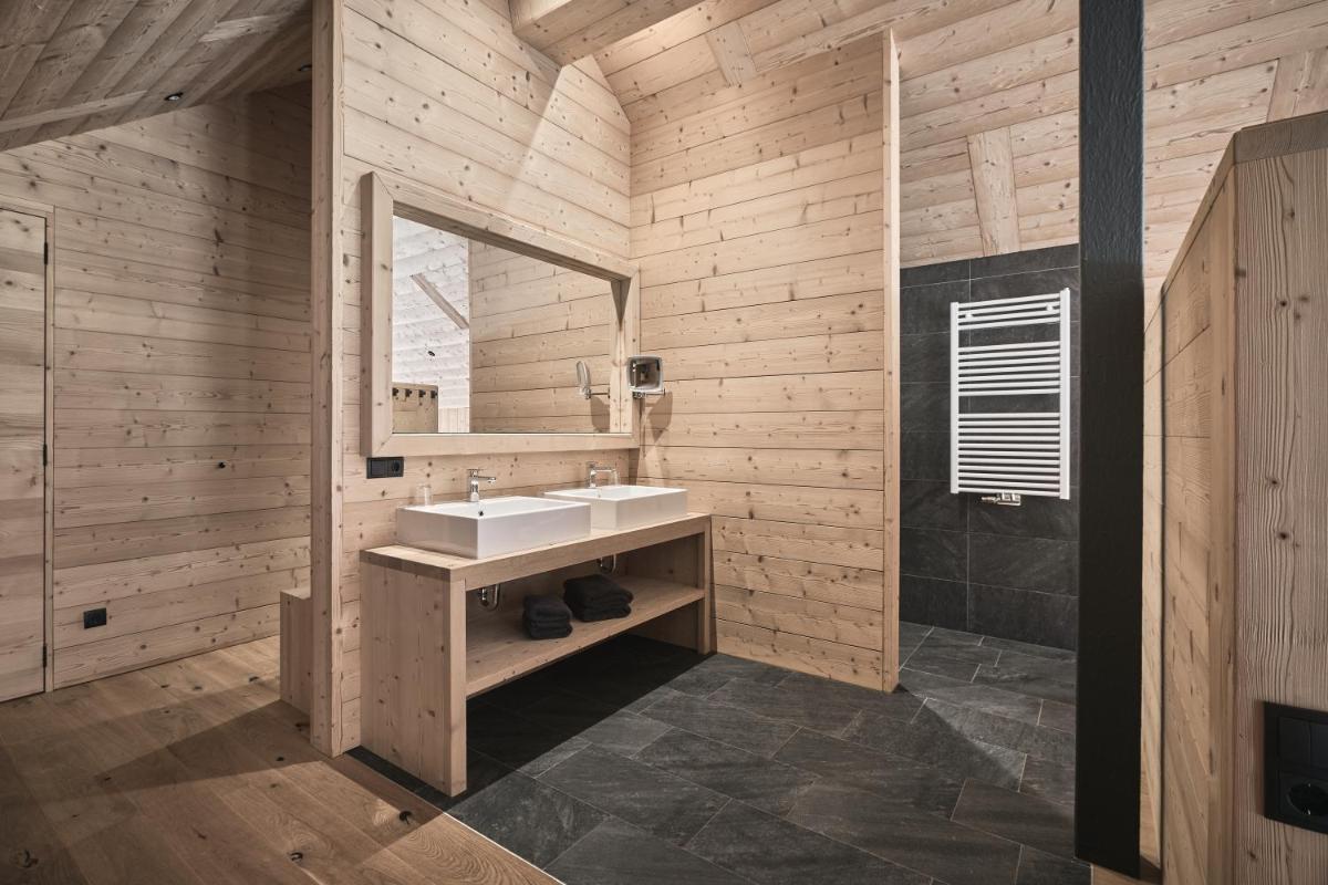 Tenne Lodges - Housity