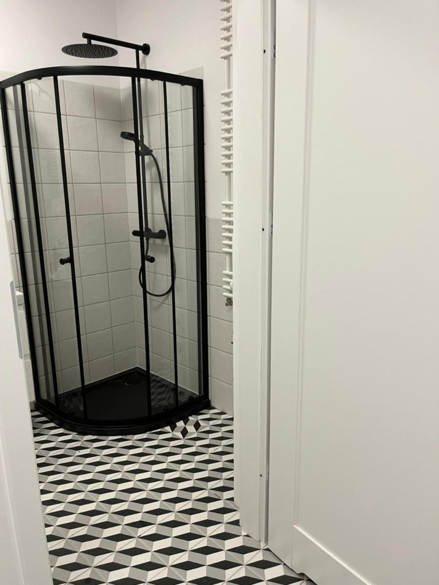 Apartament Modern Space Bella Vita Warsaw - Housity