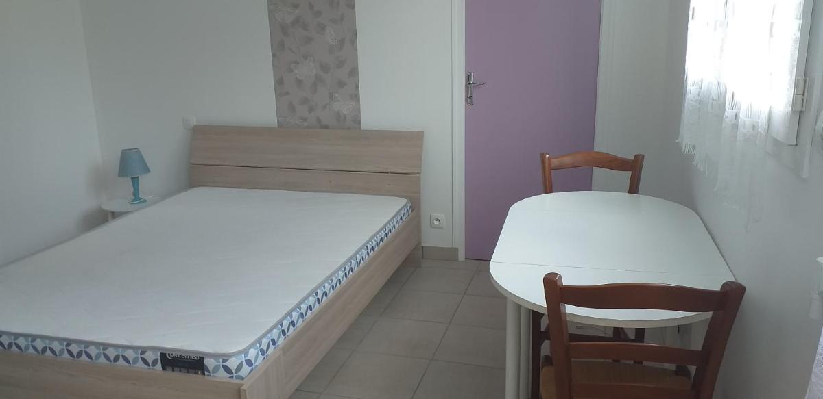 joli petit studio a la campagne - Housity