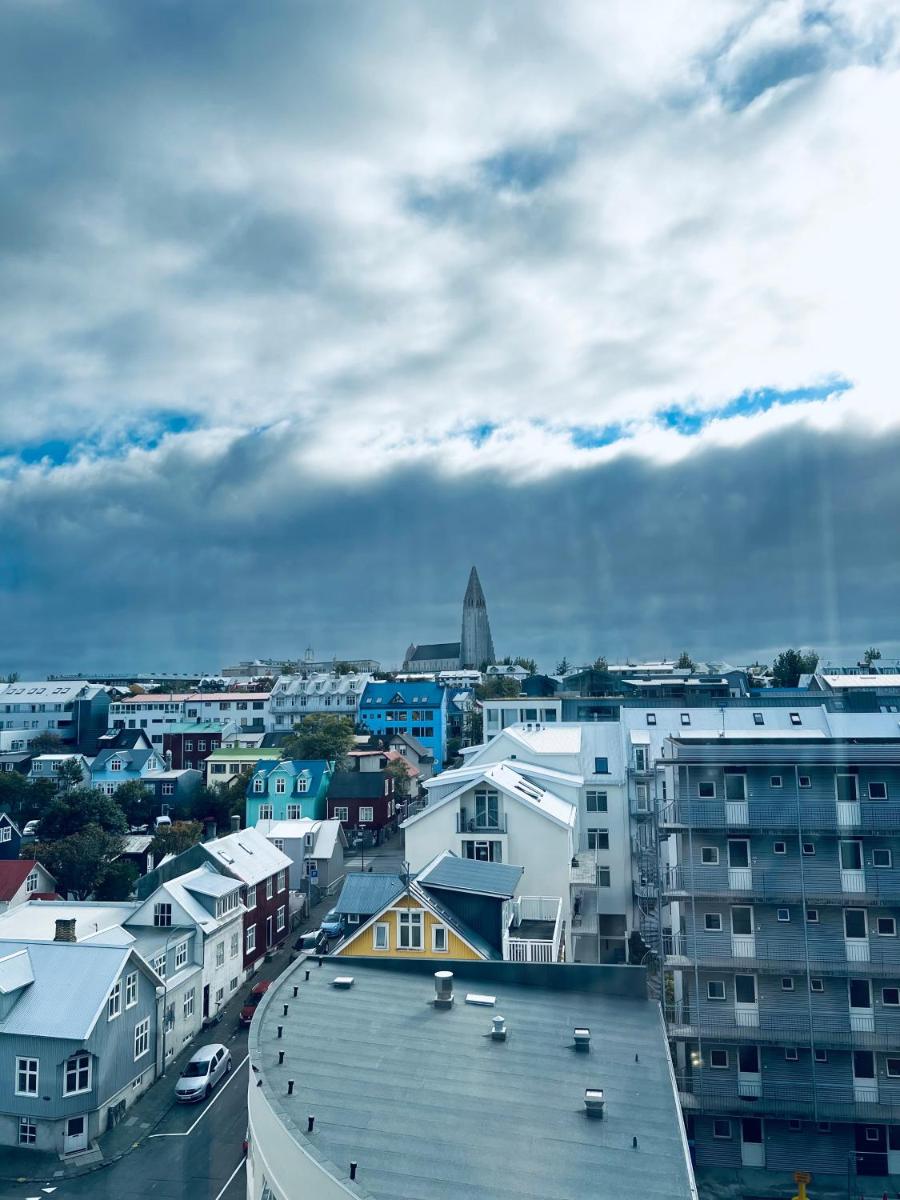 2x Bedroom Luxury Apartment with amazing views! - Housity