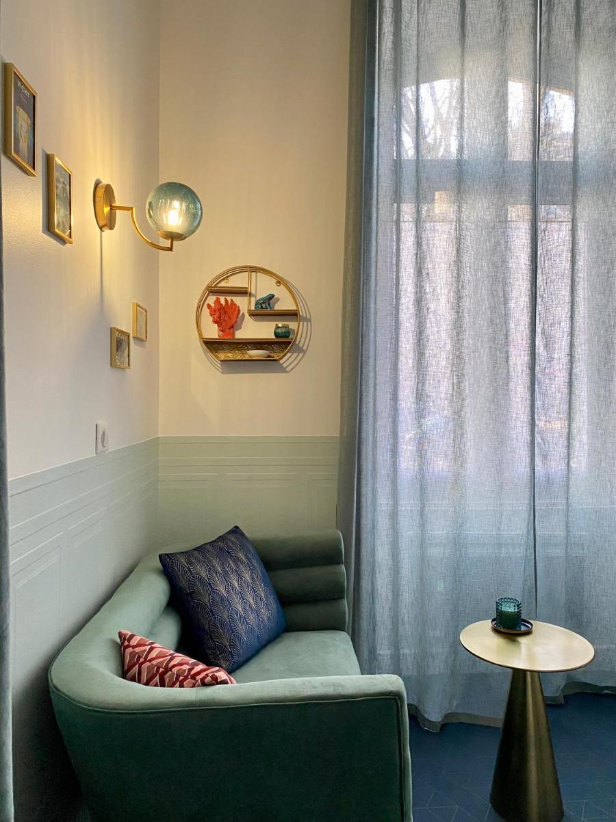 L'EUGENIE BLUE Calme parcs et thermes - Housity