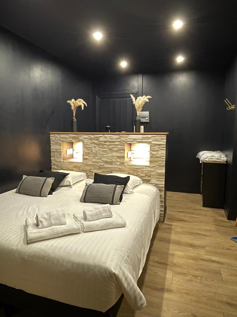 Spa & Love - Balnéo - Queen size - Cocooning - Housity